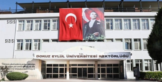 DEÜ Buca Erkek Yurdu'nu Güvenlik Nedeniyle Kapattı