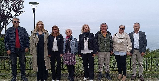 Ünlü İsimler Sarıyer'de Cumhuriyet Ödülleri İçin Buluşuyor