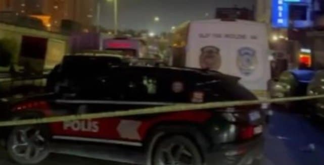 Küçükçekmece'de Eğlence Mekanında Kanlı Kavga